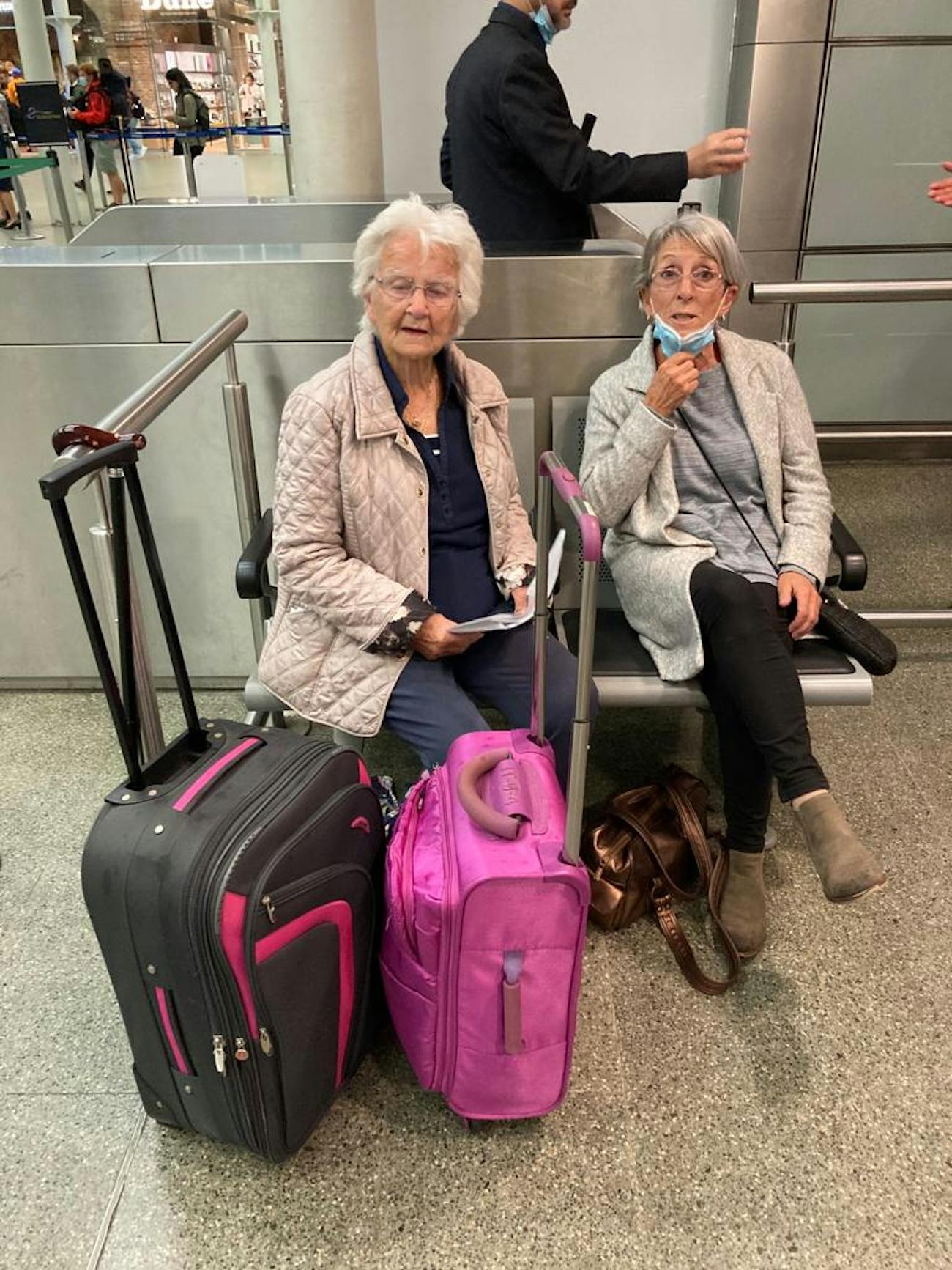 Waiting for the Eurostar with Jan.